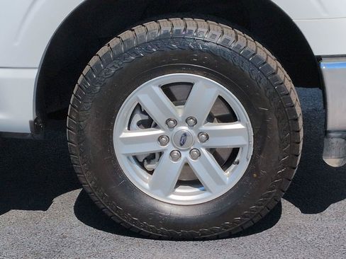Used 2022 Ford F150 XLT w/ Equipment Group 301A Mid AWD/4WD image 10