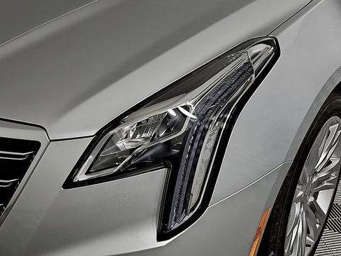 Used 2018 Cadillac XTS Luxury AWD/4WD image 9