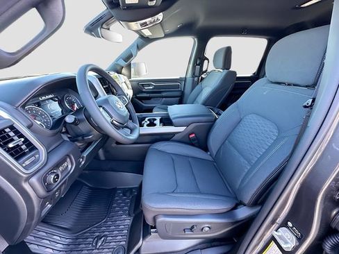 New 2026 RAM 1500 4x4 Crew Cab image 15