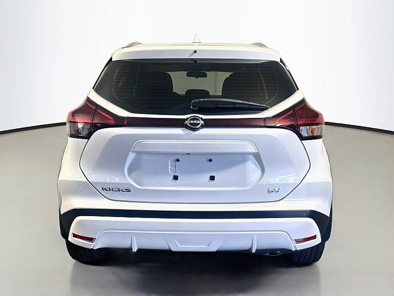 Used 2023 Nissan Kicks SV FWD image 6