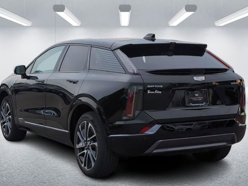 New 2025 Cadillac Optiq Sport 1 w/ LPO, Floor Liner Package image 3