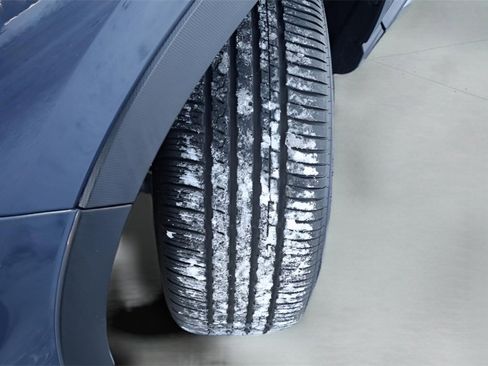 Used 2024 Subaru Ascent Touring image 4