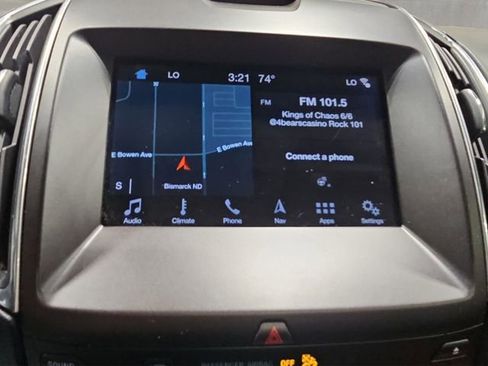 Certified 2019 Ford Edge Titanium w/ Equipment Group 301A AWD/4WD image 18