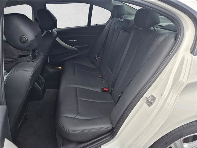 Used 2015 BMW 320i Sedan RWD image 16