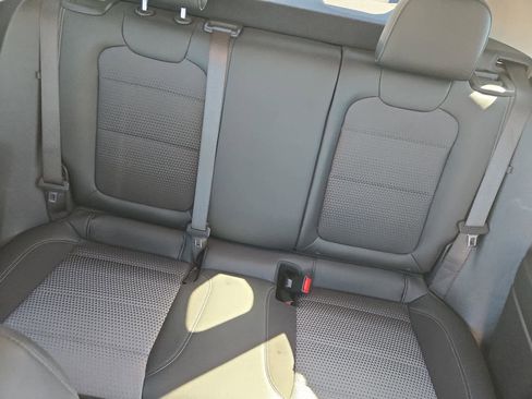 Used 2025 Chevrolet Trax LT w/ LT Convenience Package image 13