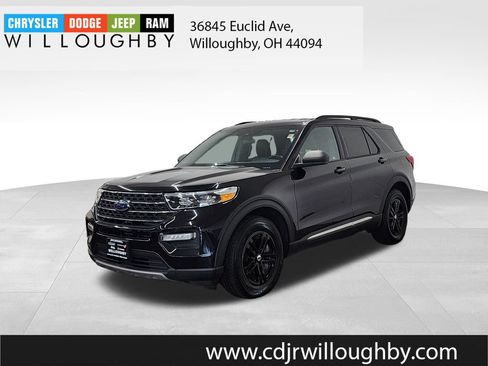 Used 2020 Ford Explorer XLT w/ Equipment Group 202A AWD/4WD image 1