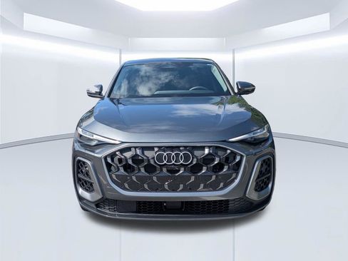 Used 2025 Audi Q5 Premium Plus AWD/4WD image 9