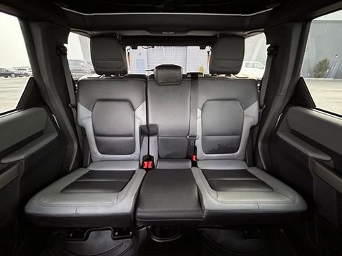 Used 2023 Ford Bronco Black Diamond image 37