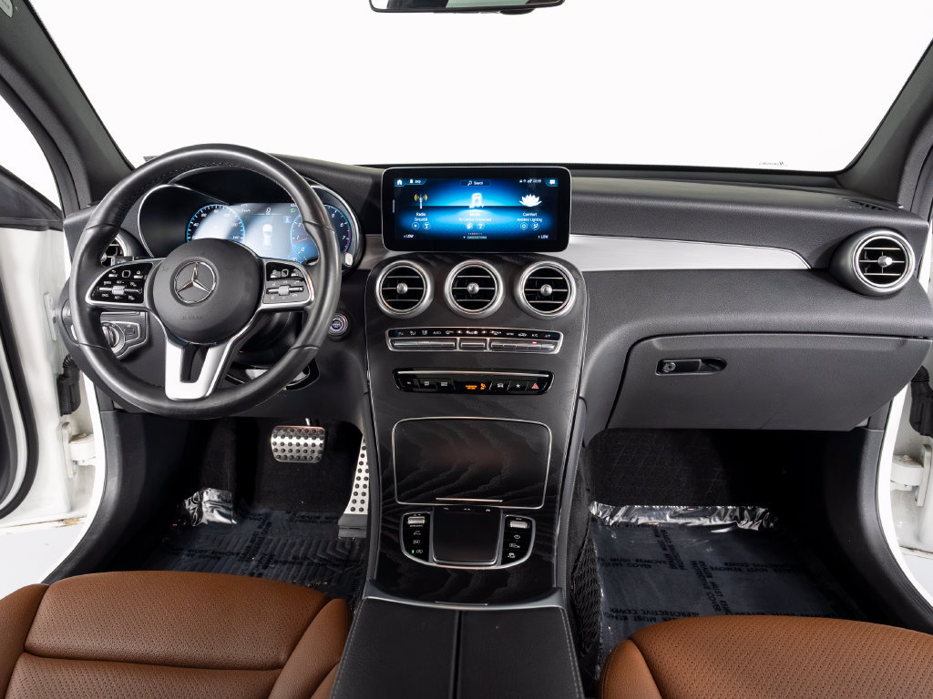 Used 2020 Mercedes-Benz GLC 300 4MATIC Coupe image 36