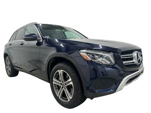Used 2019 Mercedes-Benz GLC 300 4MATIC image 3