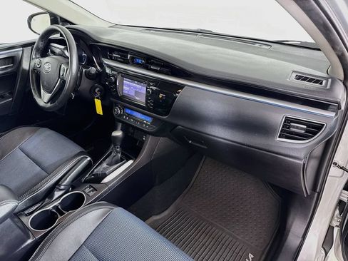 Used 2014 Toyota Corolla S FWD image 30