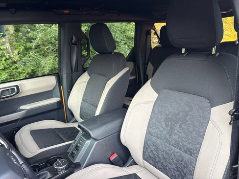 Used 2022 Ford Bronco Wildtrak AWD/4WD image 8