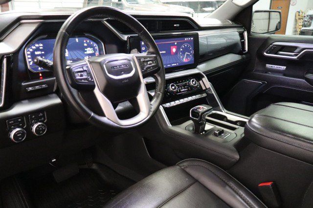 Used 2023 GMC Sierra 1500 Denali w/ Denali Reserve Package AWD/4WD image 9