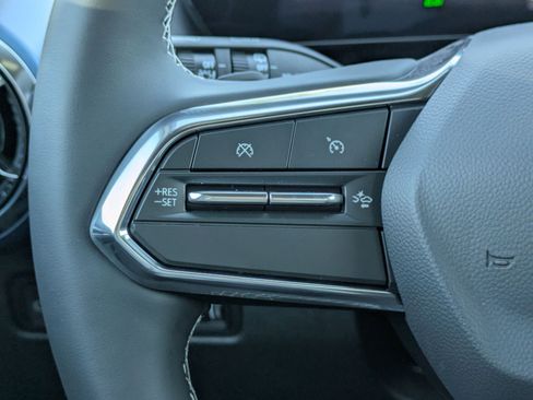 Used 2026 Chevrolet Equinox EV LT w/ LPO, All-Weather Mat Package AWD/4WD image 23