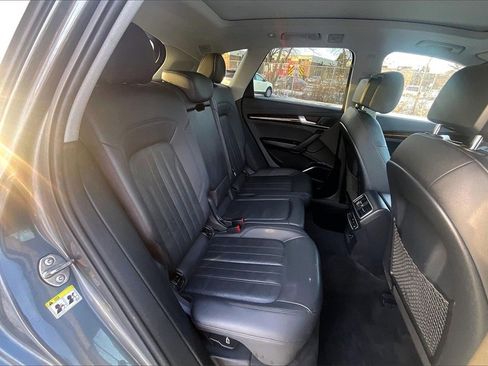 Used 2018 Audi Q5 2.0T Premium Plus w/ Premium Plus Package image 27