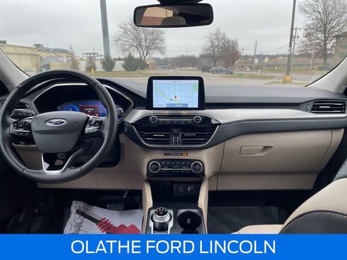 Certified 2021 Ford Escape Titanium image 23