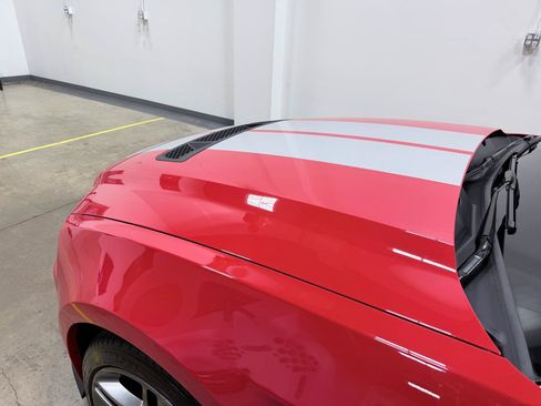 Used 2010 Ford Mustang Shelby GT500 RWD image 13