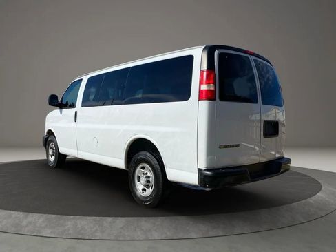 Used 2017 Chevrolet Express 2500 LS image 5