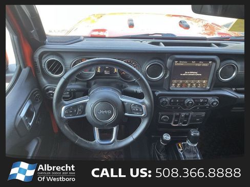 Used 2020 Jeep Wrangler Unlimited Sahara AWD/4WD image 24