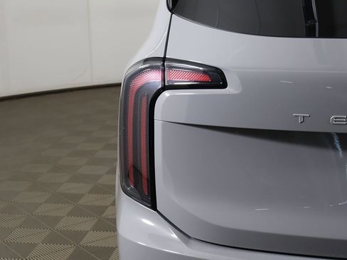 Used 2023 Kia Telluride SX X-Pro image 19