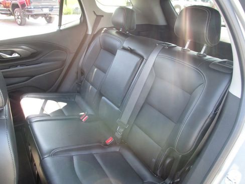 Used 2023 GMC Terrain SLT w/ Elevation Edition FWD image 20