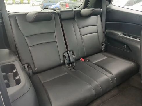 Used 2022 Honda Pilot Black Edition image 16