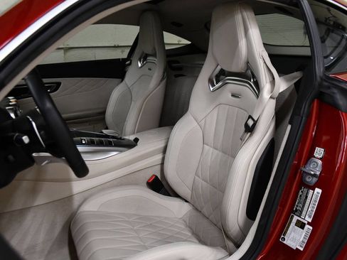 Used 2020 Mercedes-Benz AMG GT C image 9