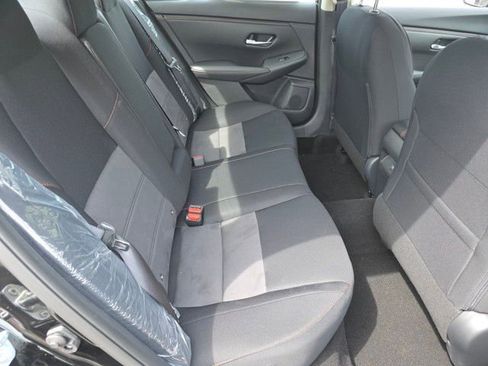 New 2025 Nissan Sentra SR w/ Midnight Edition image 27