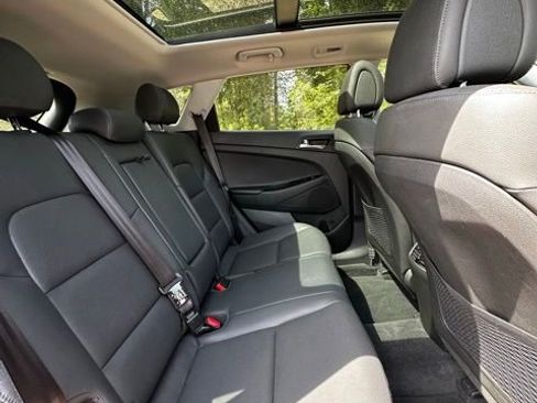 Used 2016 Hyundai Tucson Limited w/ Option Group 03 AWD/4WD image 17