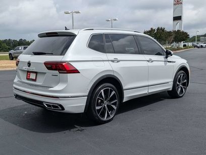 Used 2024 Volkswagen Tiguan SEL R-Line