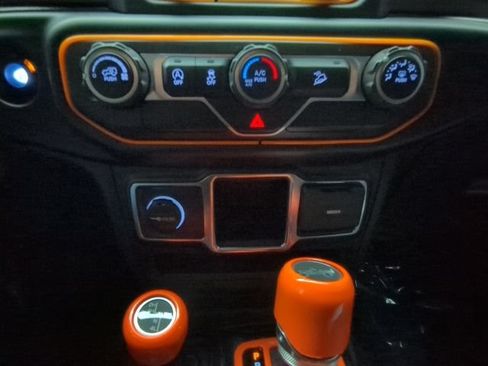 Used 2019 Jeep Wrangler Unlimited Sport AWD/4WD image 19
