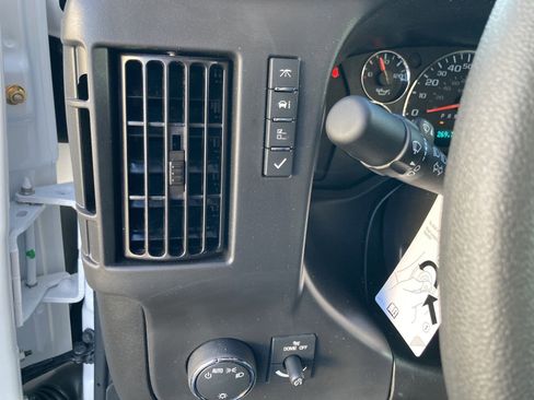New 2025 GMC Savana 4500 w/ Power Convenience Package image 46