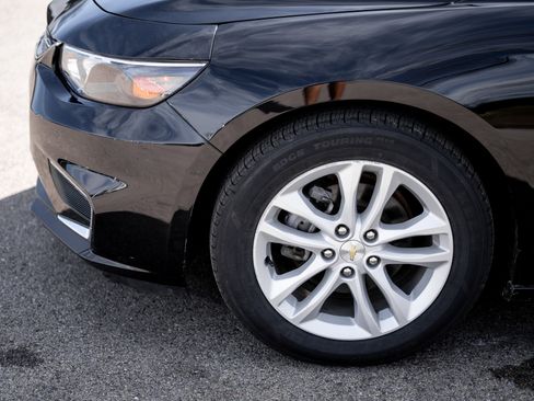 Used 2018 Chevrolet Malibu LT image 9