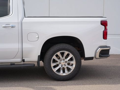 Used 2021 Chevrolet Silverado 1500 LTZ AWD/4WD image 12