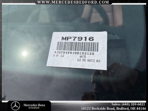 Used 2024 Mercedes-Benz GLE 350 4MATIC image 32