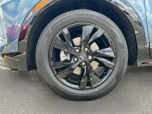 Used 2025 Buick Encore GX Sport Touring w/ Advanced Technology Package FWD image 27