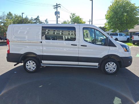 Used 2025 Ford Transit 250 Low Roof w/ Exterior Upgrade Package RWD image 4