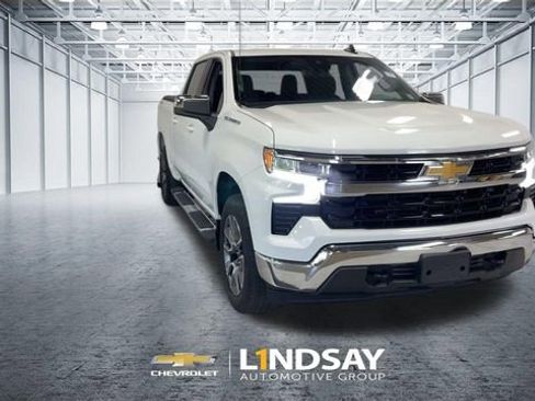 Used 2023 Chevrolet Silverado 1500 LT AWD/4WD image 4