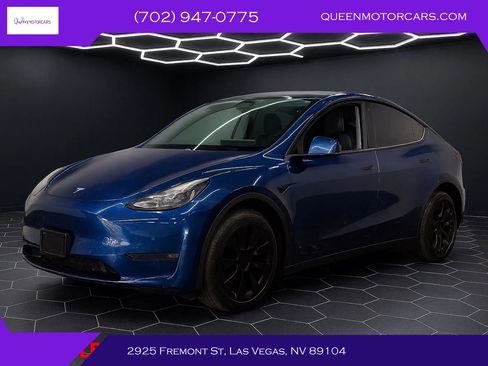 Used 2021 Tesla Model Y Long Range image 1