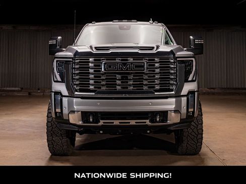 Used 2026 GMC Sierra 3500 Denali w/ Denali Reserve Package AWD/4WD image 4
