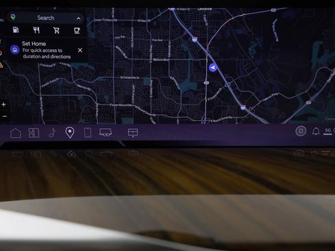 Used 2025 Cadillac Escalade Sport Platinum w/ LPO, ONYX Package image 38