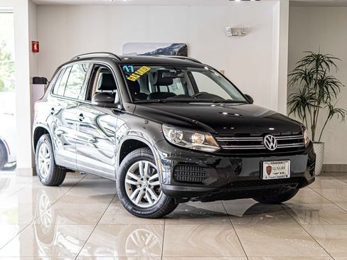 Used 2017 Volkswagen Tiguan S AWD/4WD image 5