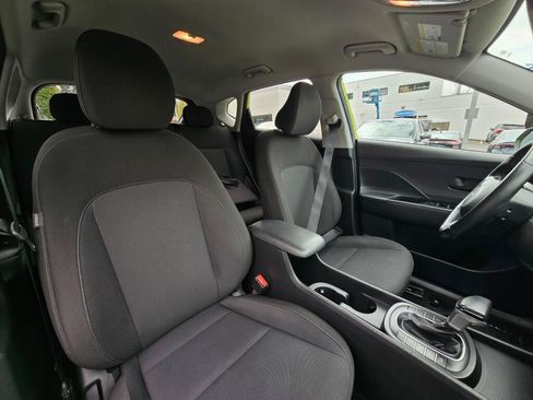 Used 2024 Hyundai Kona SEL AWD/4WD image 11