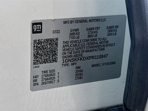 Used 2023 Chevrolet Suburban Premier image 34