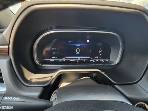 Used 2023 Chevrolet Tahoe High Country AWD/4WD image 16