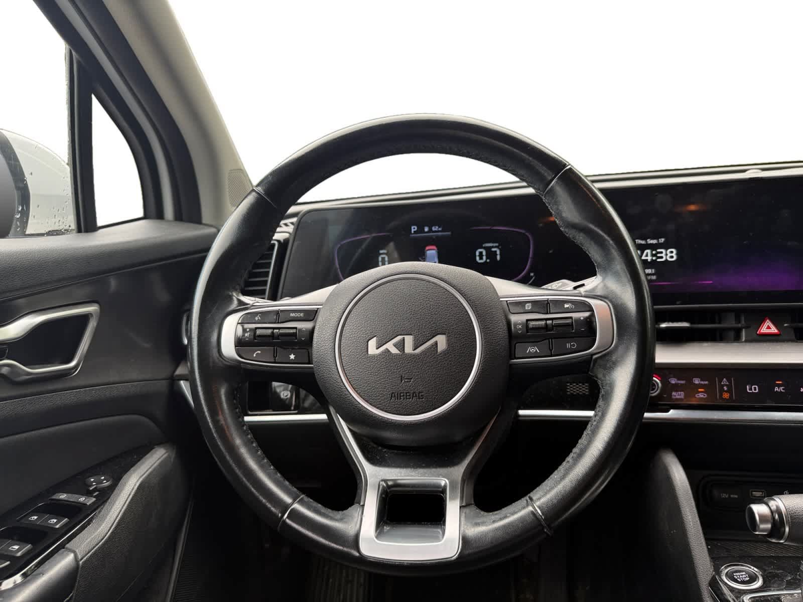 Used 2023 Kia Sportage EX FWD image 13