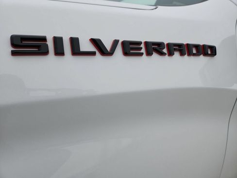 Certified 2024 Chevrolet Silverado 1500 RST w/ Redline Edition AWD/4WD image 31