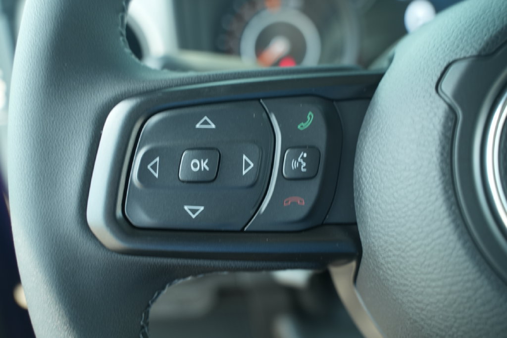 New 2026 Jeep Gladiator Sport AWD/4WD image 30
