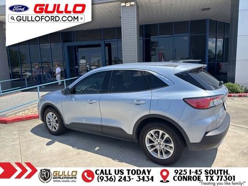 Used 2022 Ford Escape SE w/ Convenience Package FWD image 3