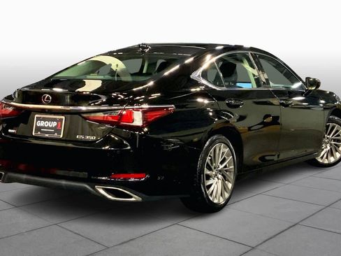 Used 2019 Lexus ES 350 w/ Luxury Package image 12